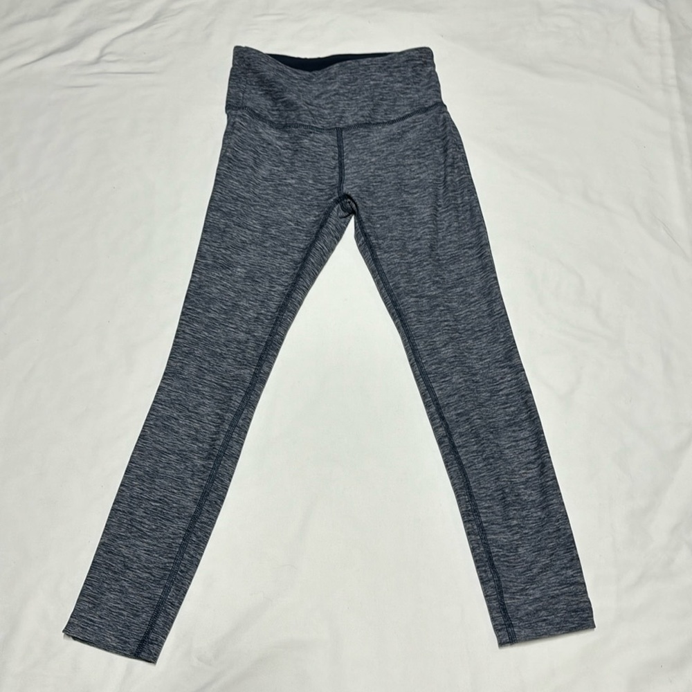 NWOT Women’s newbalance heathered blue cropped legging size xsmall